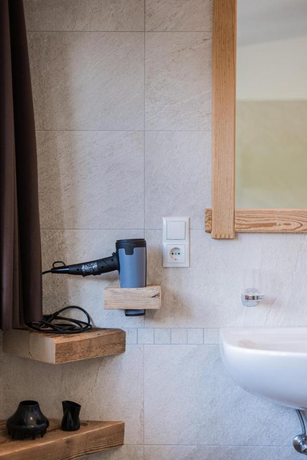 Haubenthal Apartment Villabassa Luaran gambar