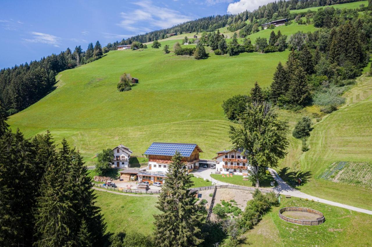 Haubenthal Apartment Villabassa Luaran gambar